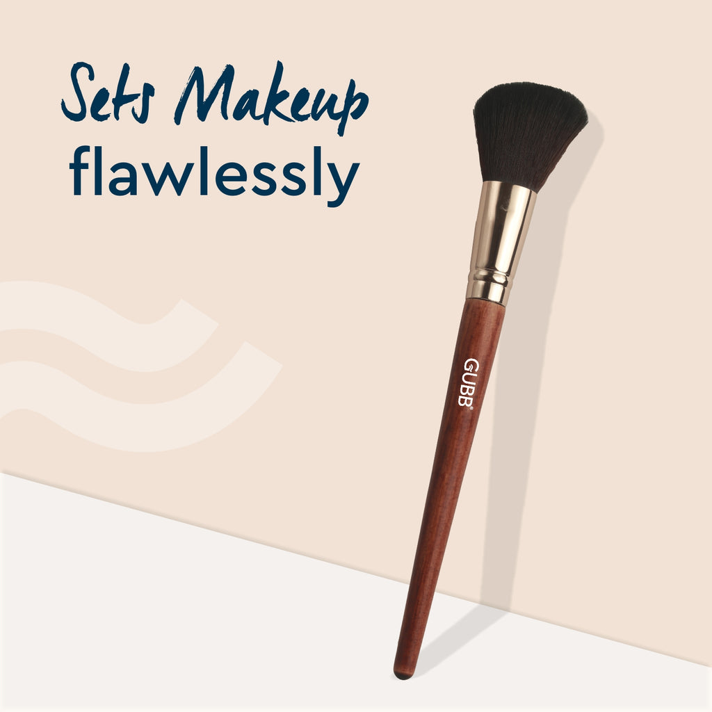 GUBB MAKE UP BRUSH POWDER