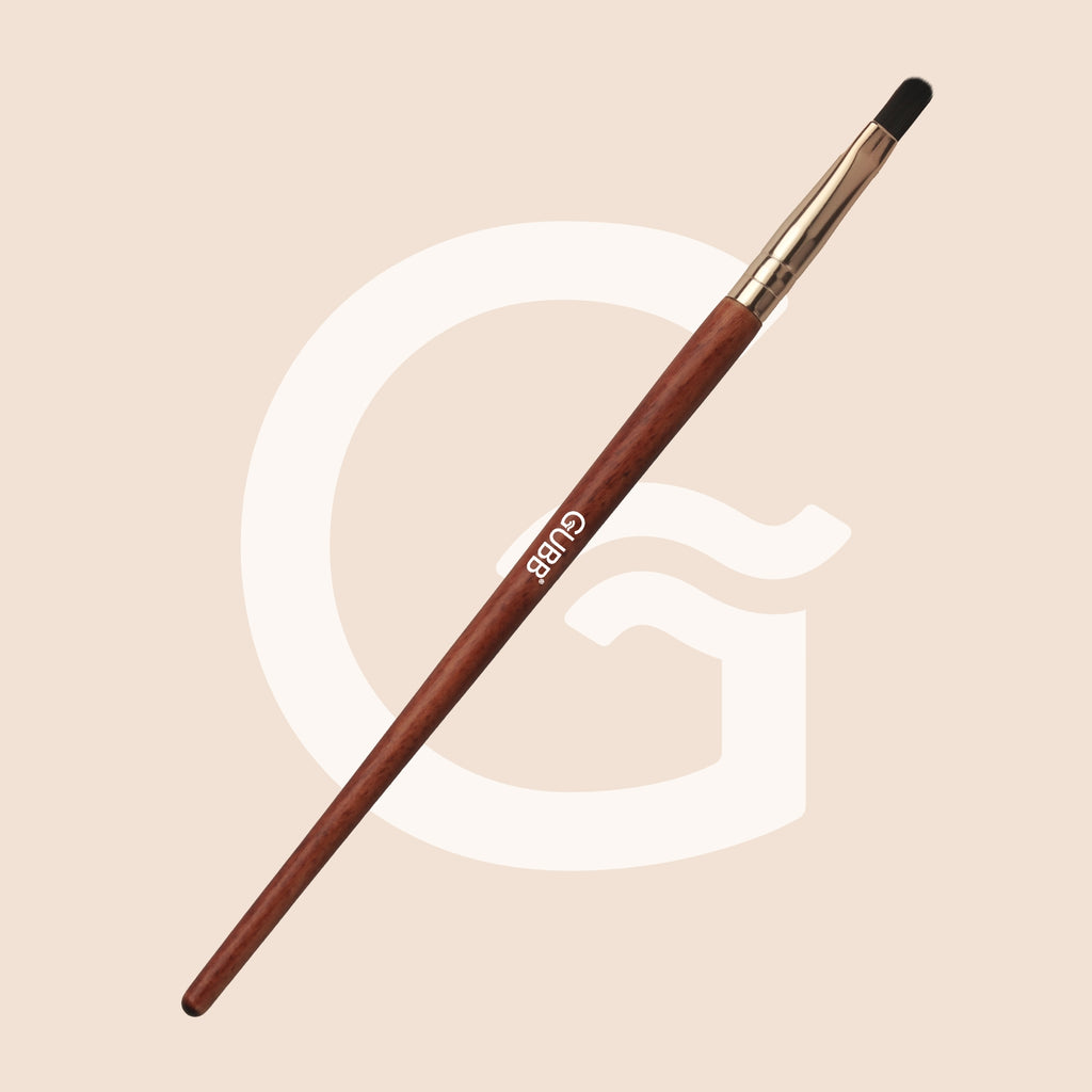 GUBB MAKE UP BRUSH LIP