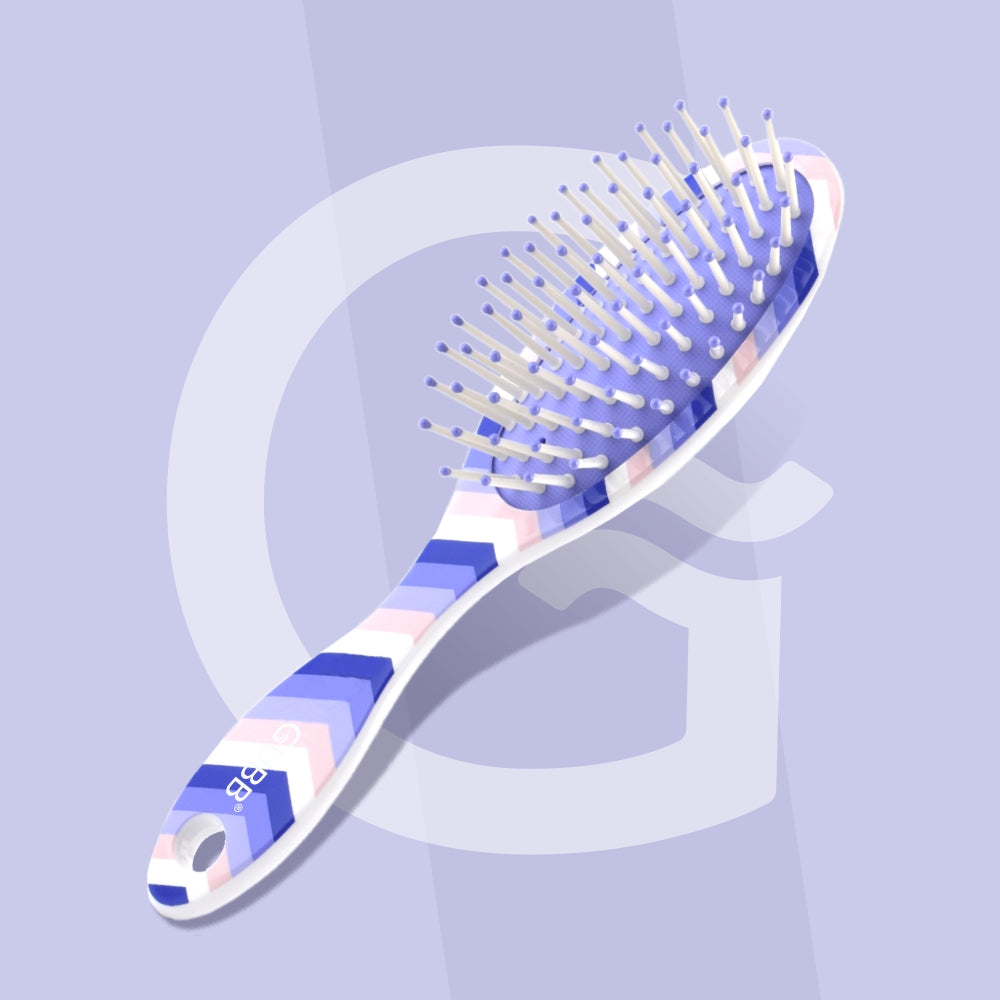SCOTTISH OVAL CUSHIONED BRUSH (SMALL)